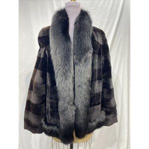 sheared mink jacket black fox tux hem horizontal (34406)